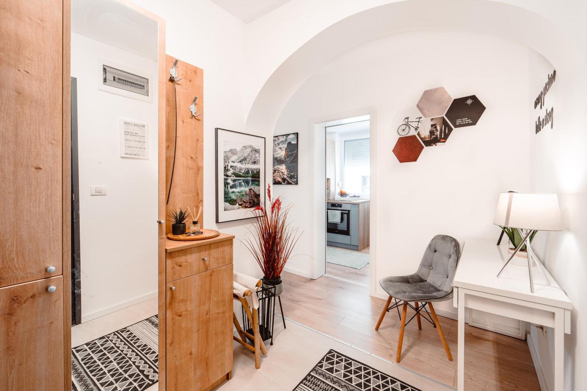 Central Athena Studio - Inima Pietei Unirii - By Openhouse Apartments Timisoara Exterior foto
